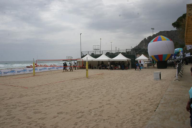 IMG_6097.JPG - Allestimento beach volley allenamenti